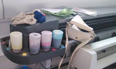 陜西閑置印刷設(shè)備處理_公司設(shè)備升級處置六色高精度寫真機(jī)_陜西閑置資產(chǎn)處理_Feijiu網(wǎng)(中國廢舊物資網(wǎng))